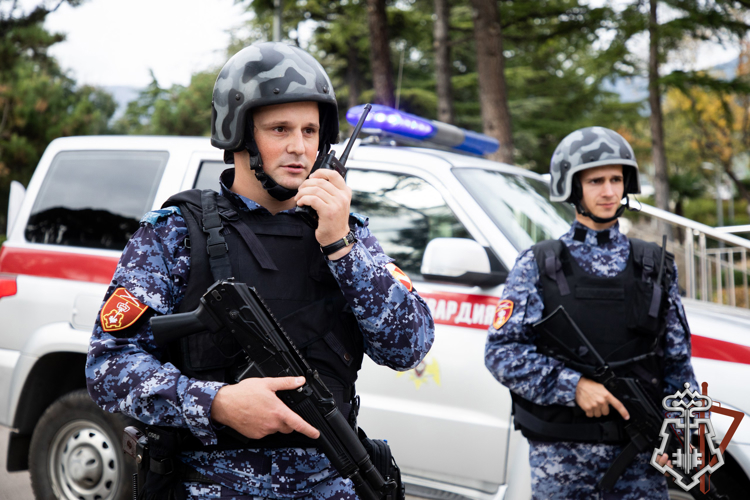 В Пермском крае росгвардейцы задержали мужчину, находящегося в розыске