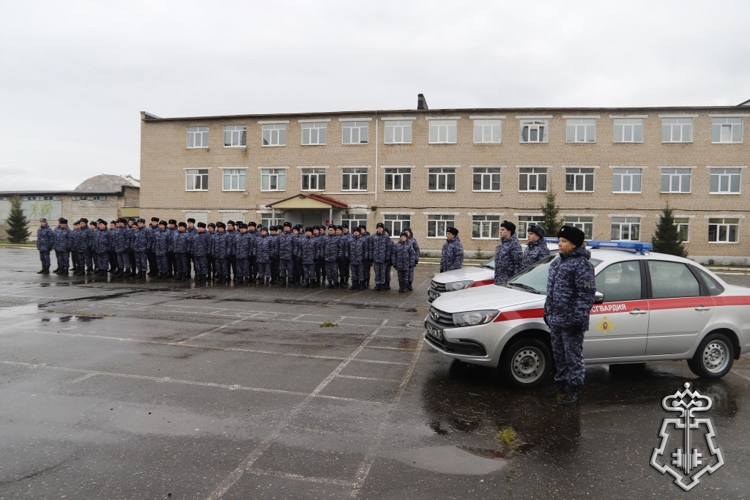  В ПЕРМСКОМ УПРАВЛЕНИИ РОСГВАРДИИ СОСТОЯЛОСЬ ТОРЖЕСТВЕННОЕ МЕРОПРИЯТИЕ, ПОСВЯЩЕННОЕ ДНЮ ВНЕВЕДОМСТВЕННОЙ ОХРАНЫ