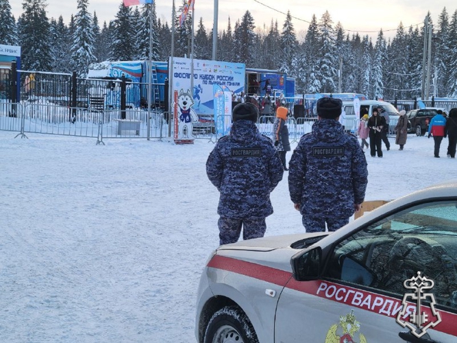 В ПРИКАМЬЕ СОТРУДНИКИ РОСГВАРДИИ ПРИНЯЛИ УЧАСТИЕ В ОХРАНЕ ПОРЯДКА КУБКА РОССИИ ПО ЛЫЖНЫМ ГОНКАМ