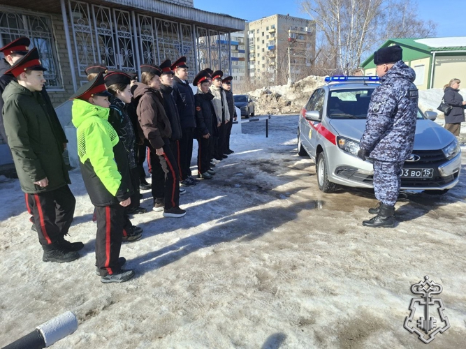 В ПЕРМСКОМ КРАЕ РОСГВАРДЕЙЦЫ ПРОВЕЛИ ДЕНЬ ОТКРЫТЫХ ДВЕРЕЙ