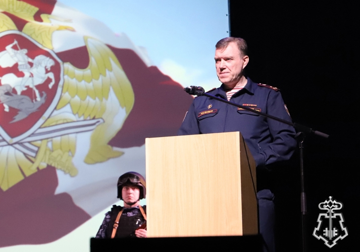 В ПЕРМИ ПРОШЛА ПАТРИОТИЧЕСКАЯ АКЦИЯ "ОДИН ДЕНЬ С РОСГВАРДИЕЙ"