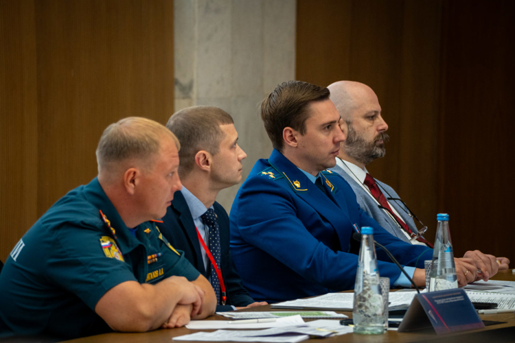 Руководитель управления вневедомственной охраны Росгвардии по Пермскому краю принял участие во Всероссийском совещании-семинаре в Нижнем Новгороде